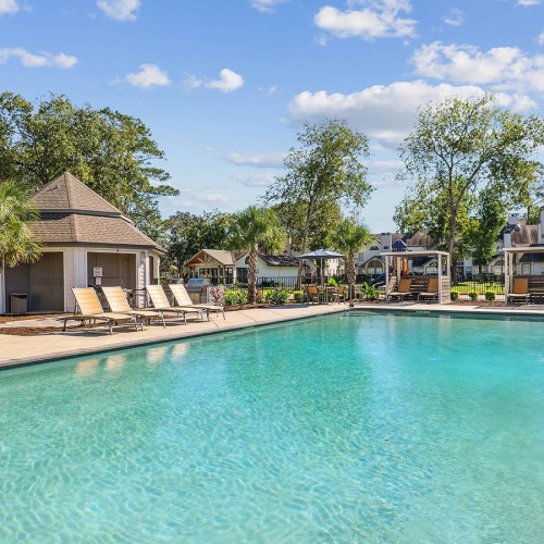 outdoor swimming pool